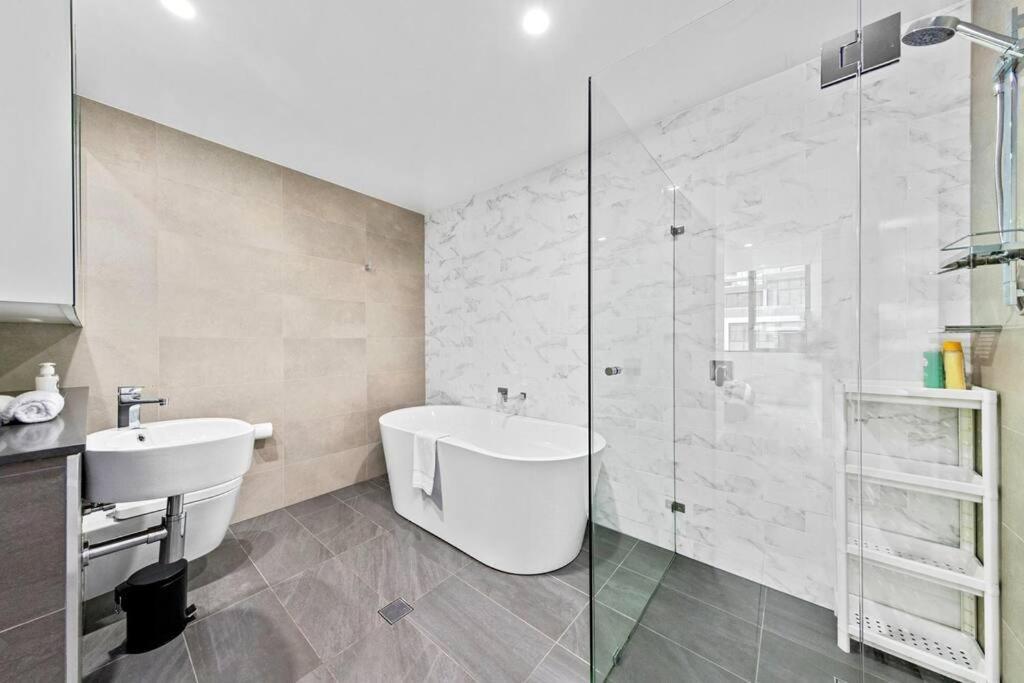 Four Bedroom Apartment With Facilities In Olympic Park Sydney Zewnętrze zdjęcie