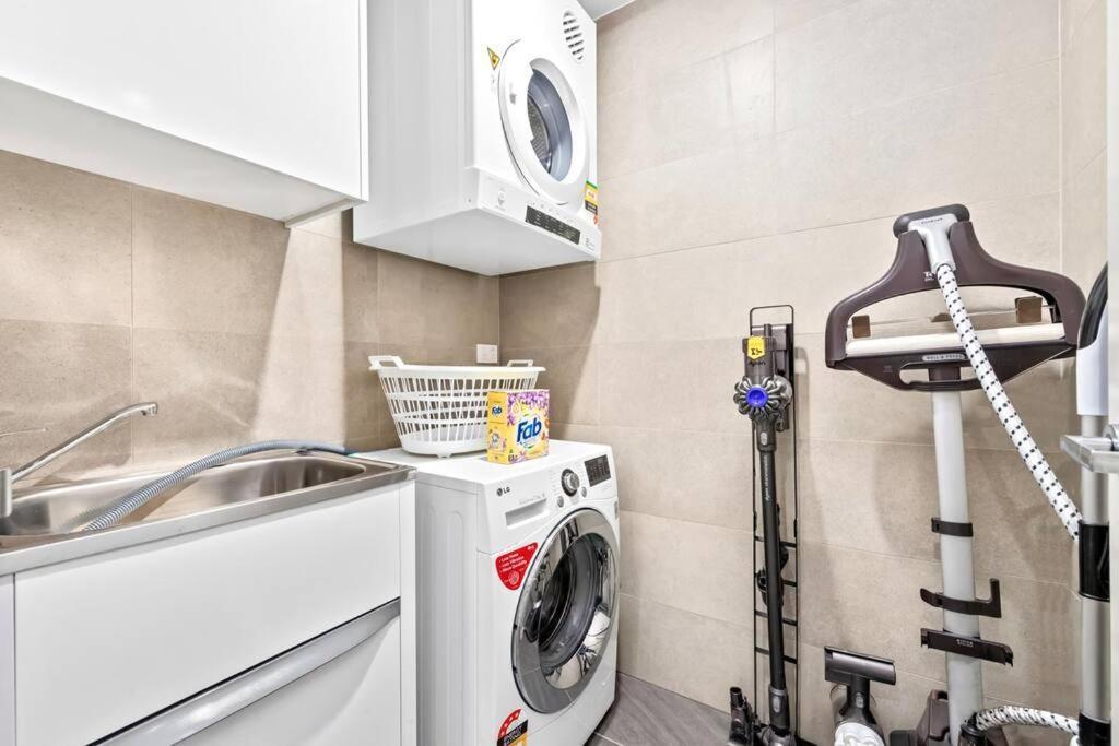 Four Bedroom Apartment With Facilities In Olympic Park Sydney Zewnętrze zdjęcie